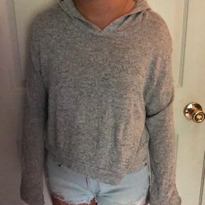 Cropped grey sweater